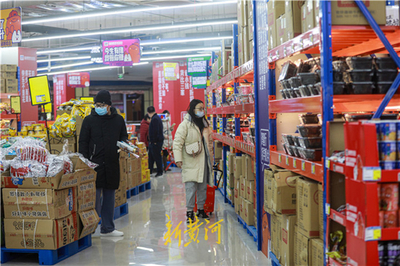 济南老商圈焕新颜 引入“网红”品牌折扣仓，打造沉浸式日用百货购物新体验